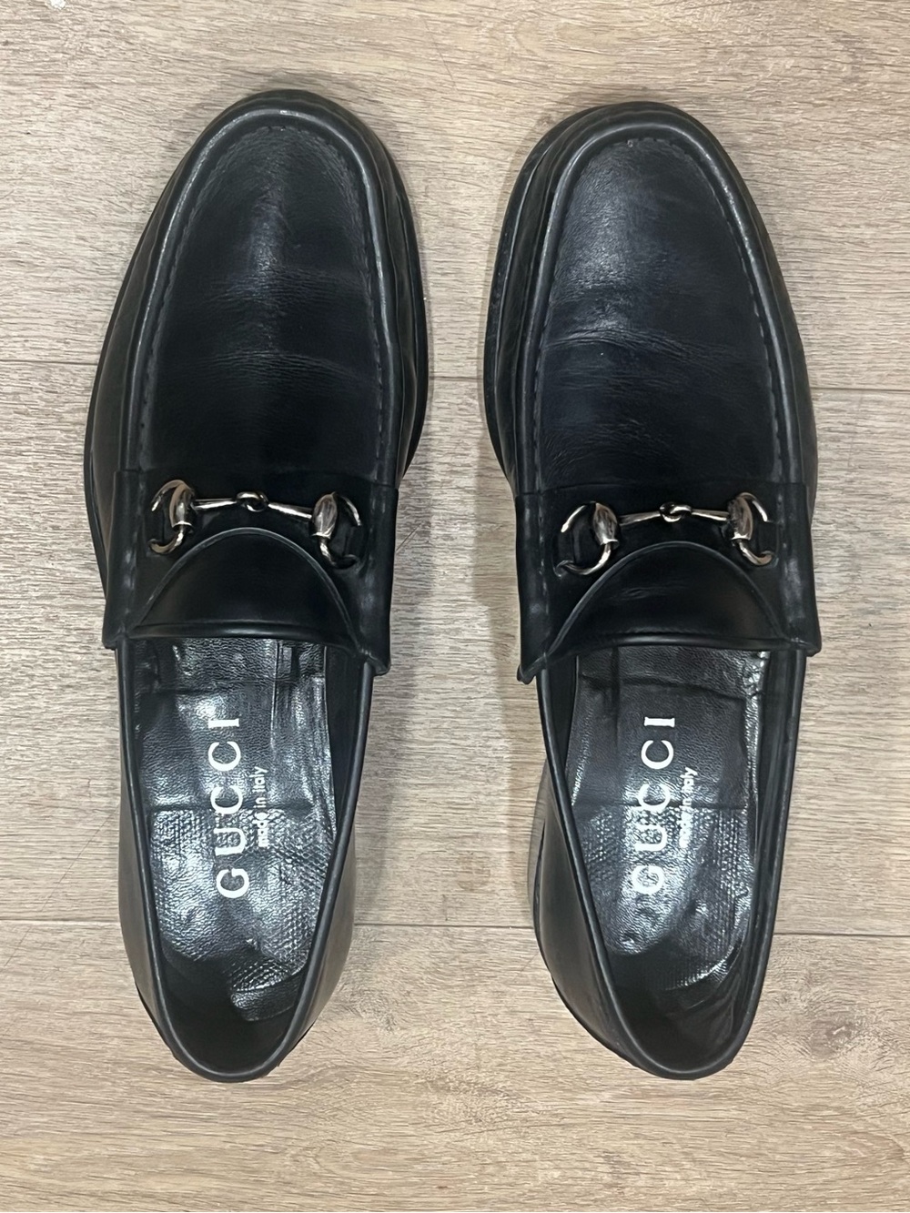 Gucci Black Leather Horsebit Slip-On Loafers